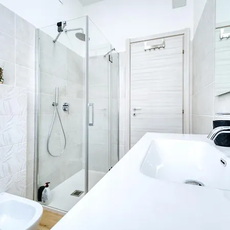 Valdichiana Family Apartament Florencja